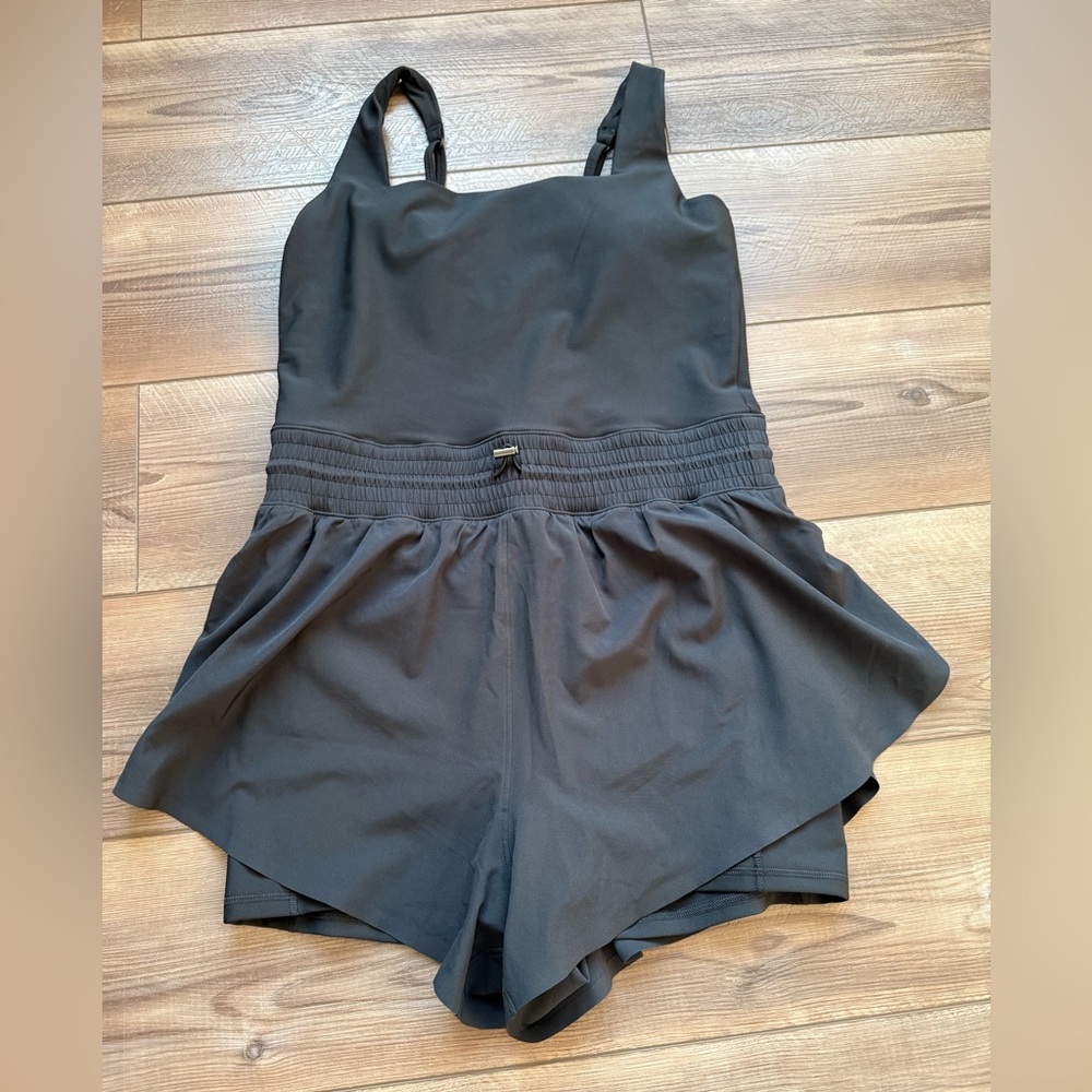 Abercrombie Traveler Romper YPB